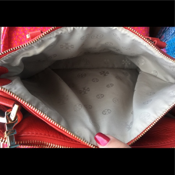 Tory Burch Amanda, poppy large cross body bag - Picture 8 of 8